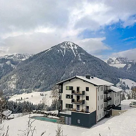 With Shared Pool 2* Sankt Martin am Tennengebirge