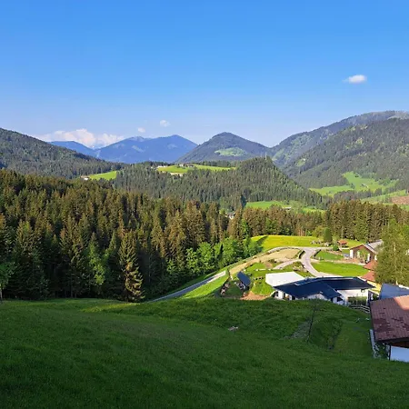 Hotel With Shared Pool Sankt Martin am Tennengebirge
